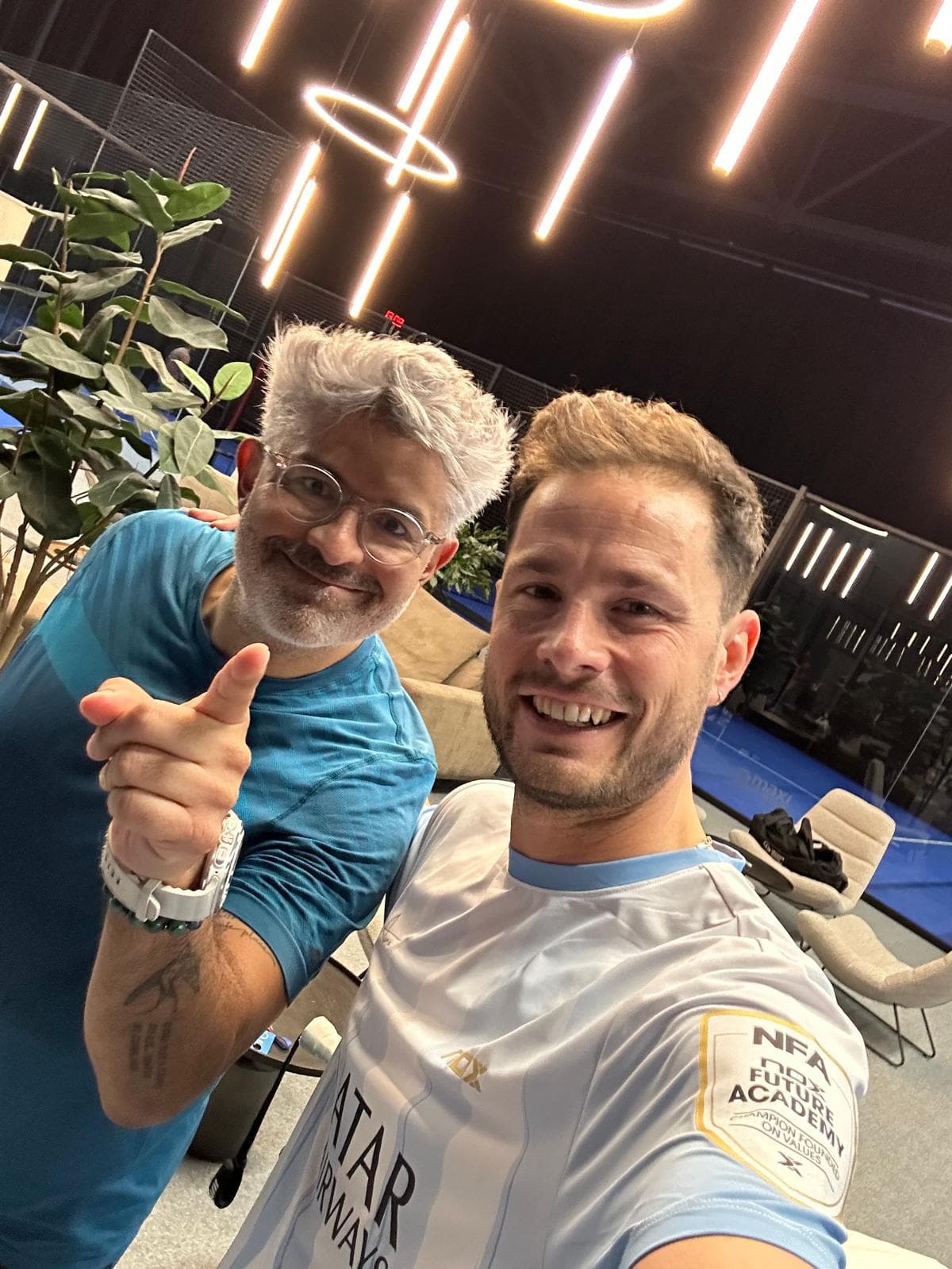 Axel Bleuer coaching session on court
